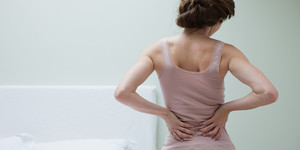 Что делать если болит спина