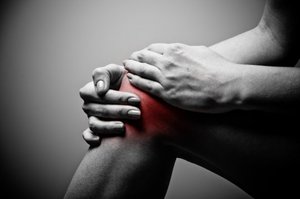 Как лечить болезни суставов и боли в коленях