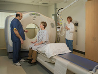 Какие болезни может выявить МРТ позвоночника